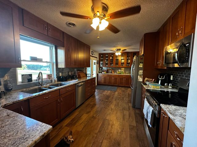 1905 Crestridge RD, Bassett, VA 24055