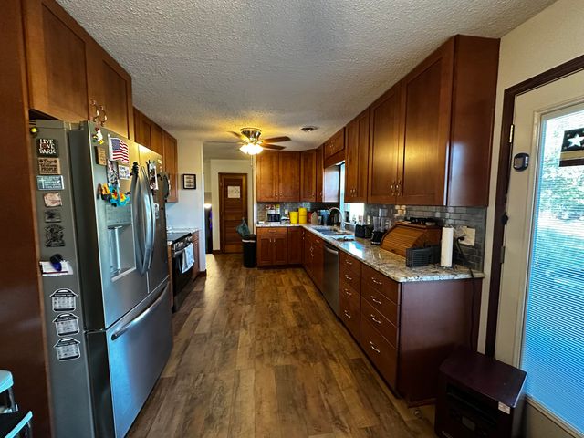 1905 Crestridge RD, Bassett, VA 24055