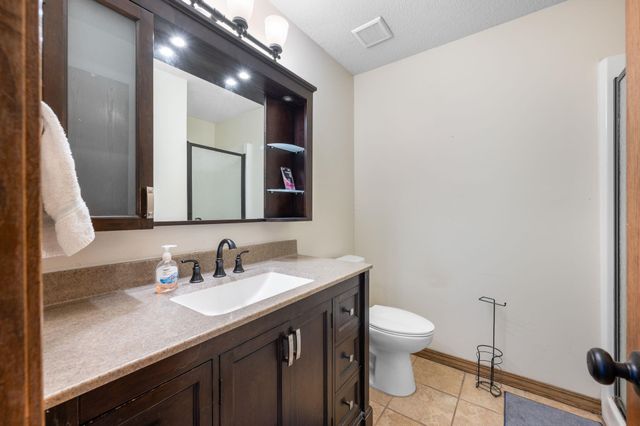 2416 N Amarado St, Wichita, KS 67205