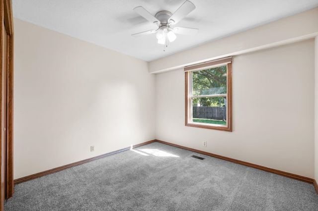 2416 N Amarado St, Wichita, KS 67205