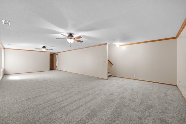 2416 N Amarado St, Wichita, KS 67205