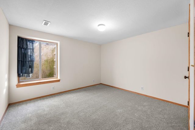 2416 N Amarado St, Wichita, KS 67205