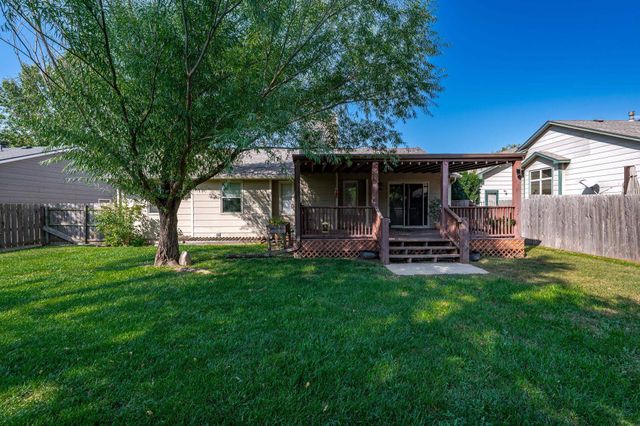 2416 N Amarado St, Wichita, KS 67205