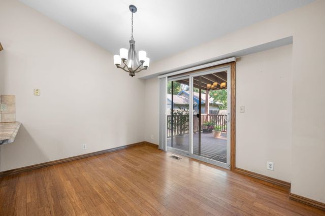 2416 N Amarado St, Wichita, KS 67205