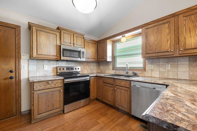 2416 N Amarado St, Wichita, KS 67205