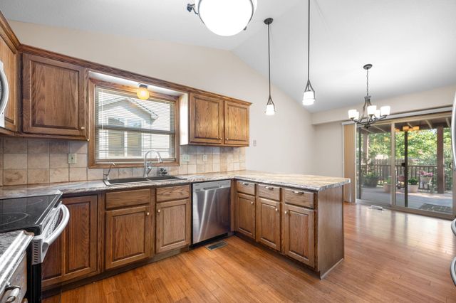 2416 N Amarado St, Wichita, KS 67205