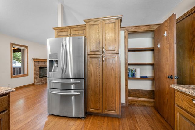 2416 N Amarado St, Wichita, KS 67205