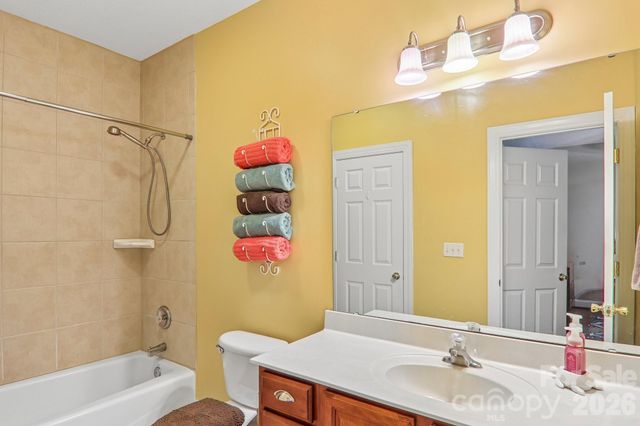 3311 Sandy Drive 1, Hendersonville, NC 28792