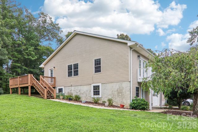 3311 Sandy Drive 1, Hendersonville, NC 28792