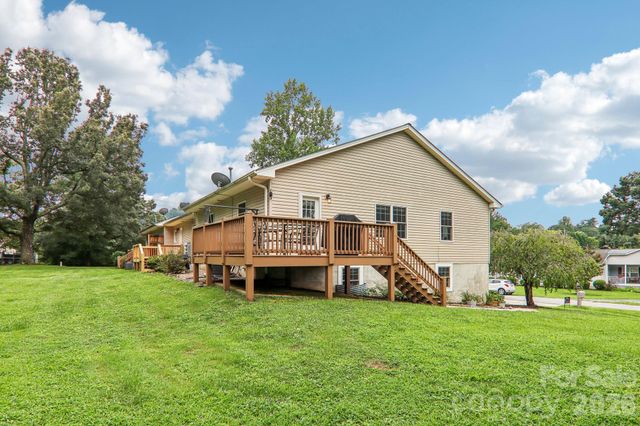 3311 Sandy Drive 1, Hendersonville, NC 28792