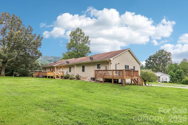 3311 Sandy Drive 1, Hendersonville, NC 28792