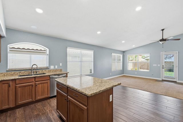 9625 W Runion Drive, Peoria, AZ 85382