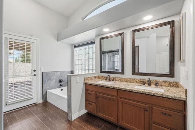 9625 W Runion Drive, Peoria, AZ 85382