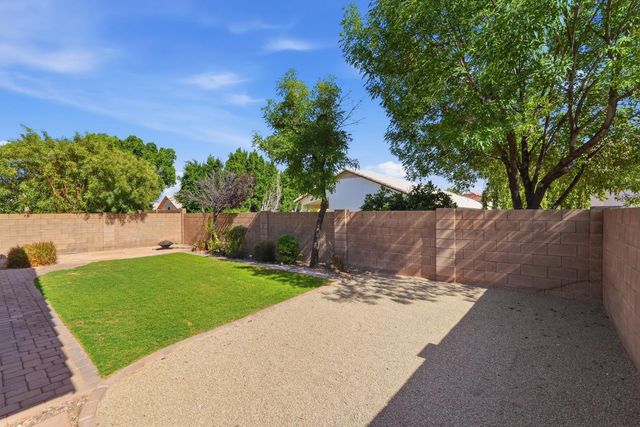 9625 W Runion Drive, Peoria, AZ 85382