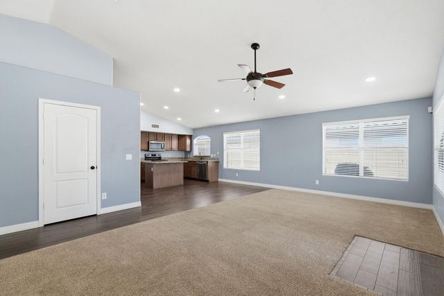 9625 W Runion Drive, Peoria, AZ 85382