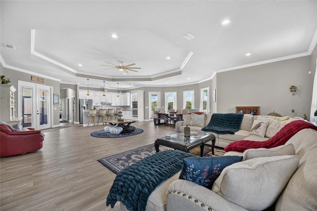 3016 SMILODON TRAIL, Ruskin, FL 33570