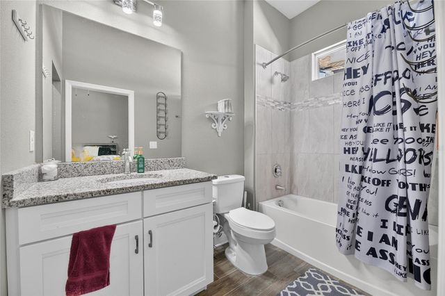 3016 SMILODON TRAIL, Ruskin, FL 33570
