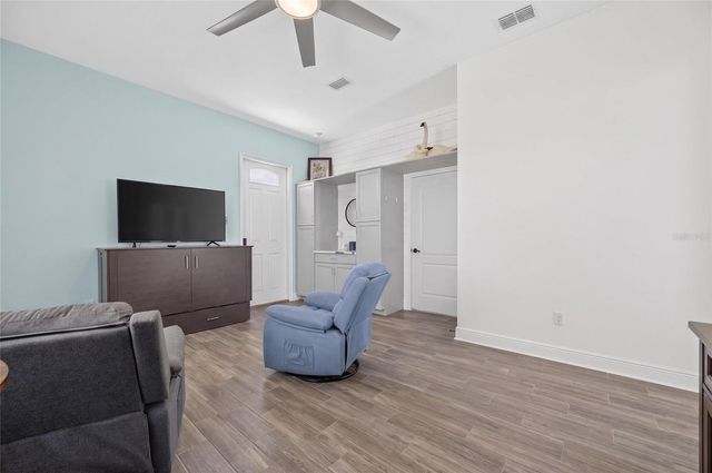 3016 SMILODON TRAIL, Ruskin, FL 33570