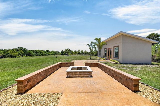 3016 SMILODON TRAIL, Ruskin, FL 33570