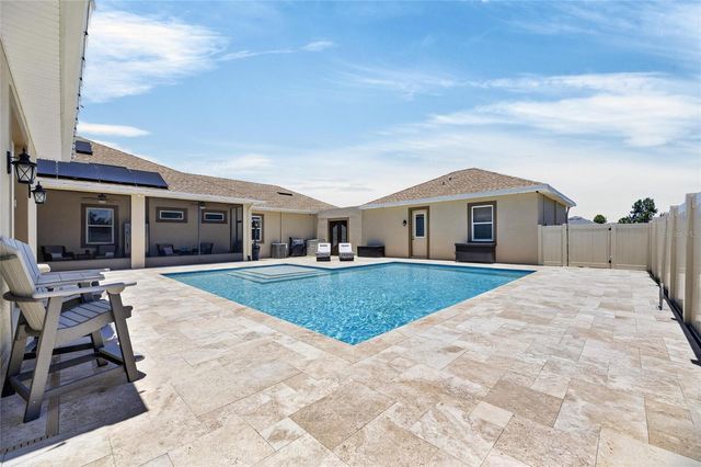 3016 SMILODON TRAIL, Ruskin, FL 33570