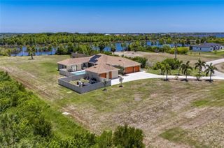 3016 SMILODON TRAIL, Ruskin, FL 33570