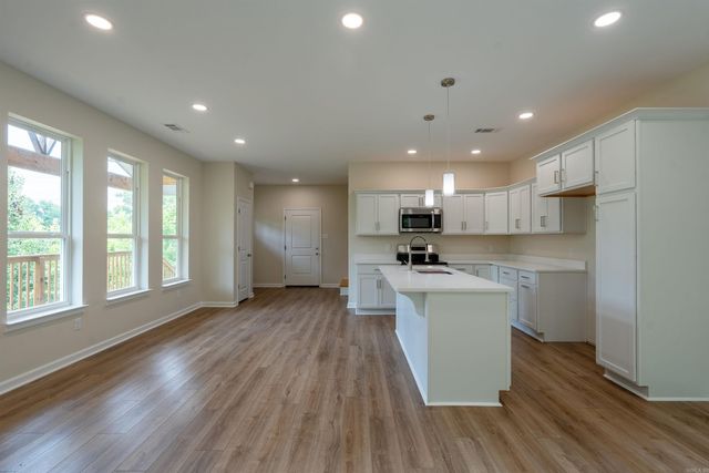 31 N Winkley Shoals Cove, Heber Springs, AR 72543