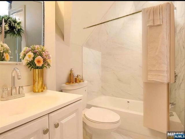 378 Forest Street 2, Kearny, NJ 07032