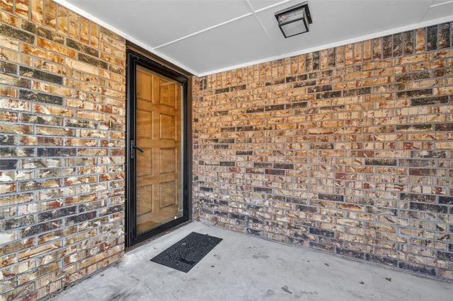 1778 Lionsgate Circle, Bethany, OK 73008