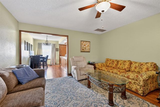 1778 Lionsgate Circle, Bethany, OK 73008