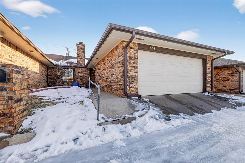 1778 Lionsgate Circle, Bethany, OK 73008