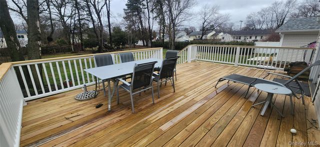 1524 Express Drive S 1st Floor, Brentwood, NY 11717