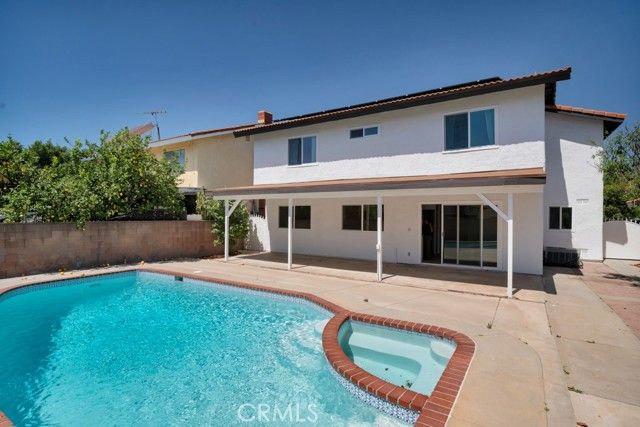 19828 Lull, Winnetka (los Angeles), CA 91306