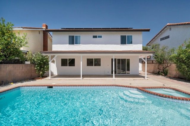 19828 Lull, Winnetka (los Angeles), CA 91306