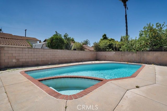 19828 Lull, Winnetka (los Angeles), CA 91306