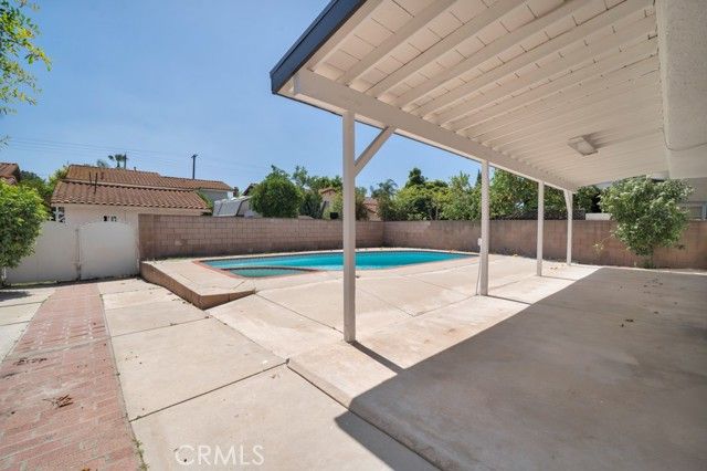 19828 Lull, Winnetka (los Angeles), CA 91306