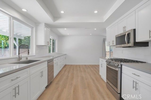 19828 Lull, Winnetka (los Angeles), CA 91306