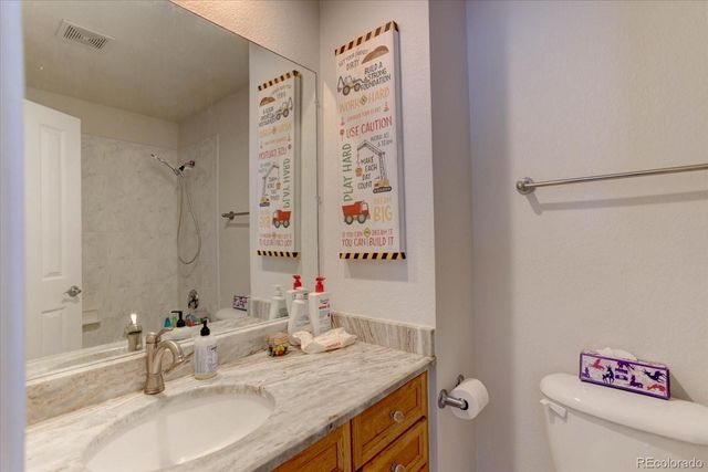 2550 Winding River Drive M2, Broomfield, CO 80023