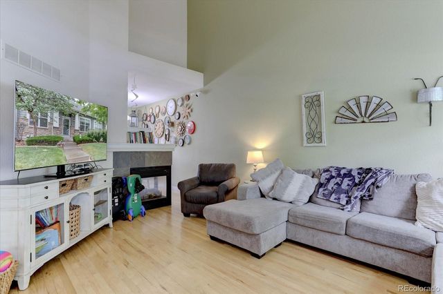 2550 Winding River Drive M2, Broomfield, CO 80023