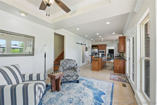 5868 W 493, Pryor, OK 74361