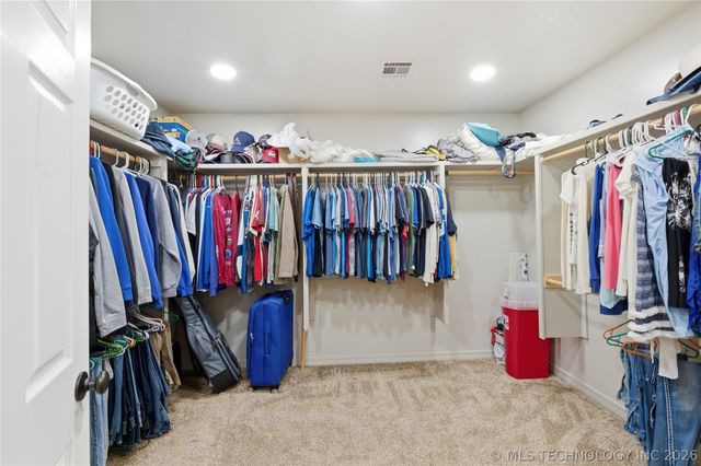 5868 W 493, Pryor, OK 74361