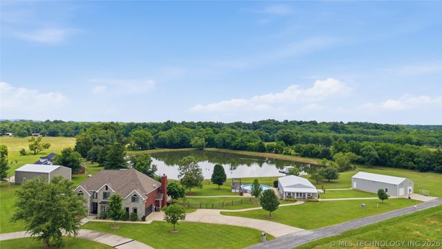 5868 W 493, Pryor, OK 74361