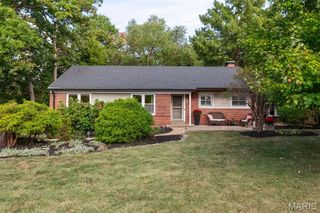 1889 N Signal Hills Drive, Kirkwood, MO 63122