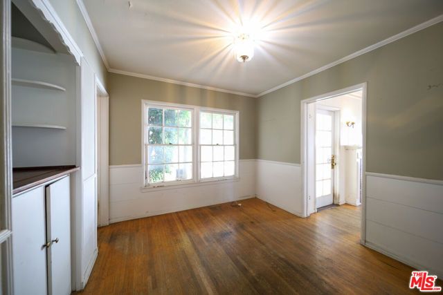 713 N Doheny Drive, Beverly Hills, CA 90210