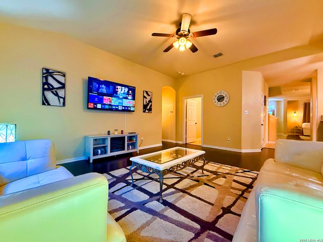 8614 Jogeva Way, San Antonio, TX 78251