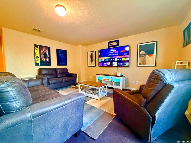 8614 Jogeva Way, San Antonio, TX 78251