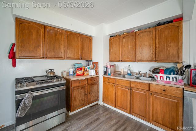 22173 Normandy Avenue, Eastpointe, MI 48021