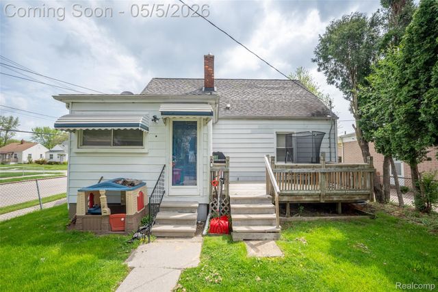 22173 Normandy Avenue, Eastpointe, MI 48021