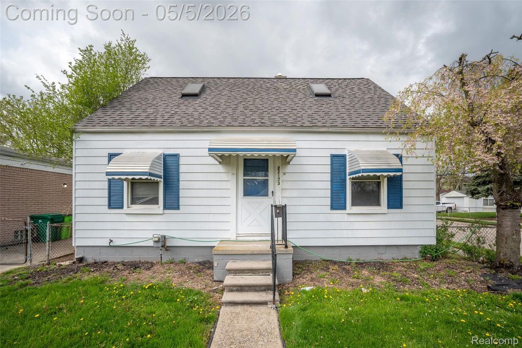 22173 Normandy Avenue, Eastpointe, MI 48021