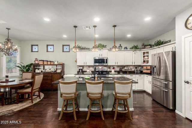 22072 W MOONLIGHT Path, Buckeye, AZ 85326