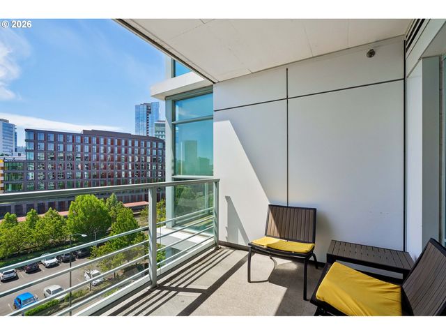 1260 Nw NAITO Pkwy Nw 710, Portland, OR 97209
